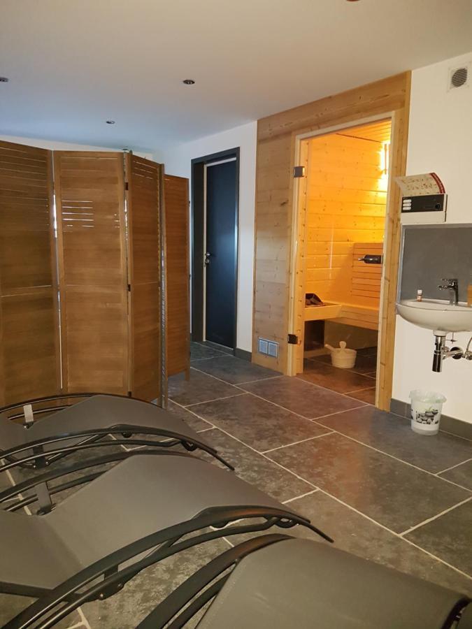 appart lièvre 4 étoiles Cornimont Esterno foto